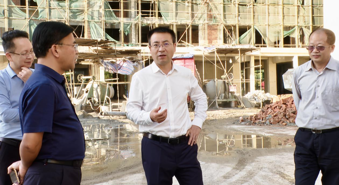 张家铣现场督导暗访保交房工作