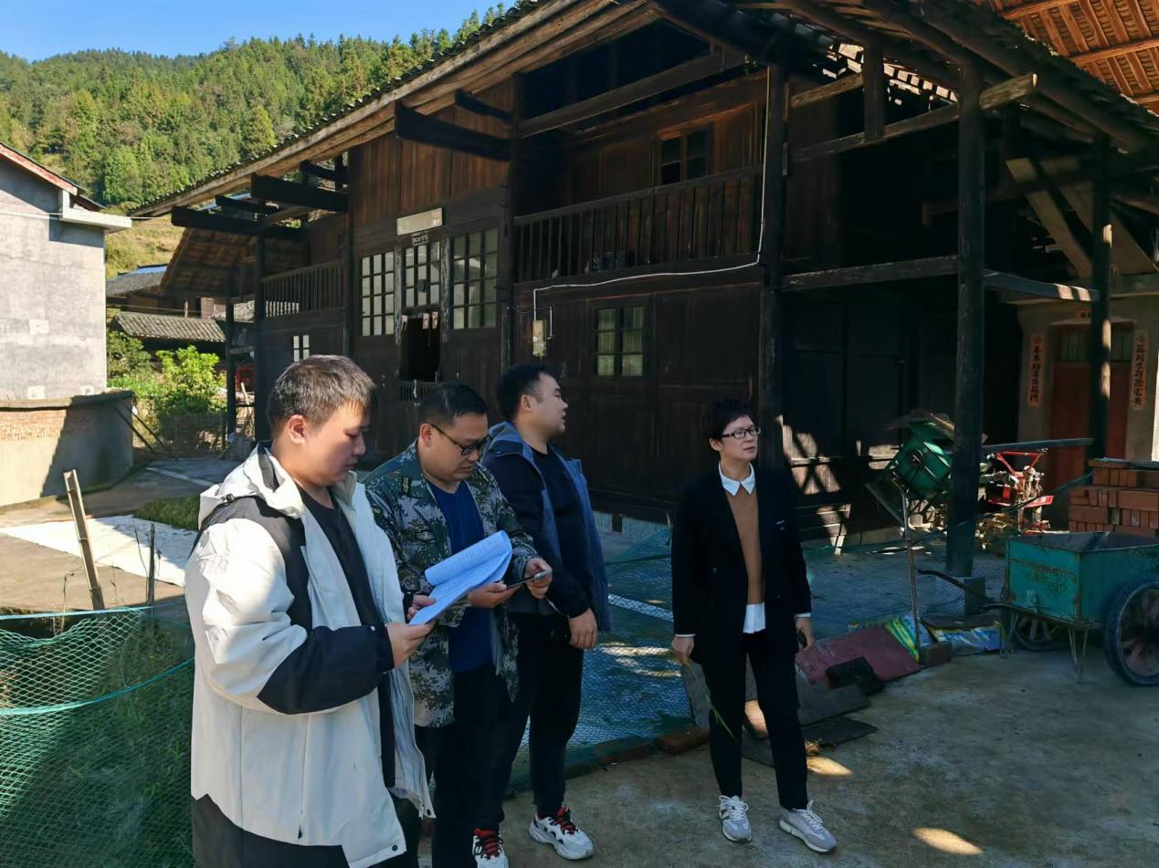 中方县统计局开展千分之一人口抽样住户单元核查